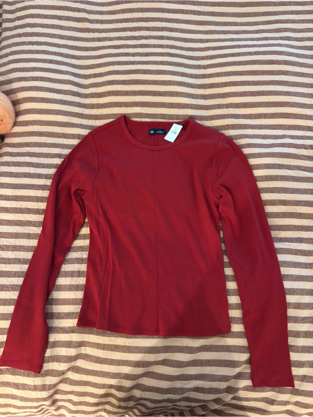 GAP Women's Ribbed Long-Sleeve Top - Red